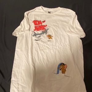 white tom and jerry t-shirt